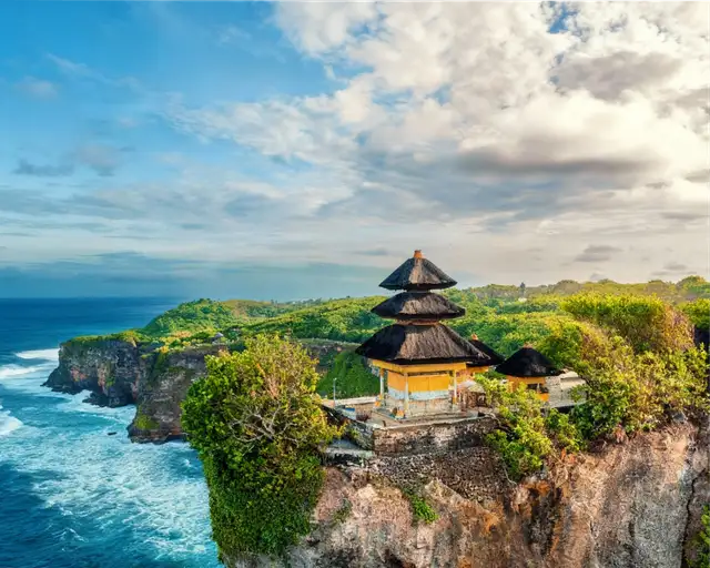 Serene Tropical Escape with Greytt Journeys